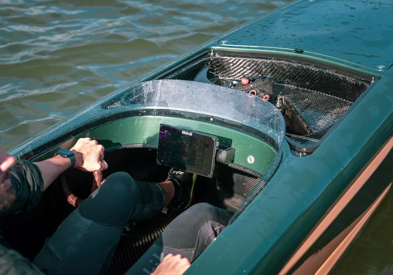 Foil one Pegasus Electric Hydrofoiling Boat 03