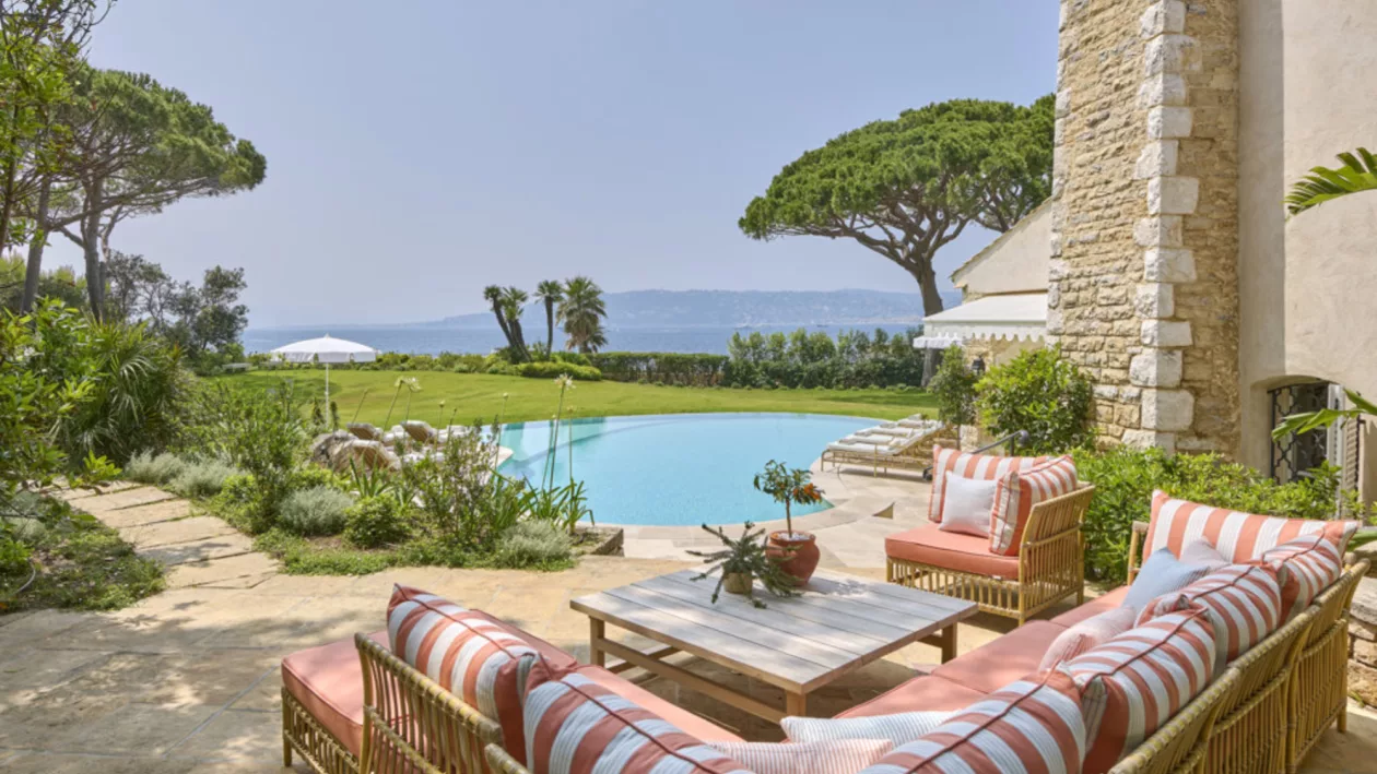 Villa La Guettière A Private Riviera Sanctuary 003