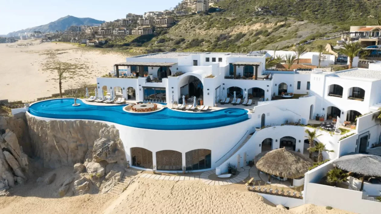Villa La Datcha Cabos Crown Jewel of Coastal Luxury 01