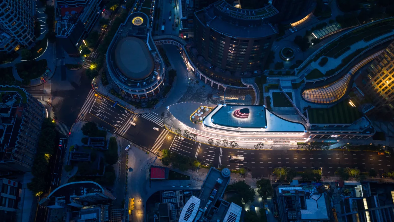 The Louis Sets Sail in Shanghai Louis Vuittons Cruise Shaped Flagship Redefines Experiential Luxury 02