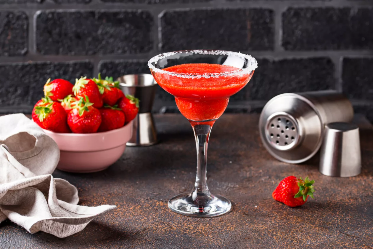 Daiquiri cocktail strawberry ingredients