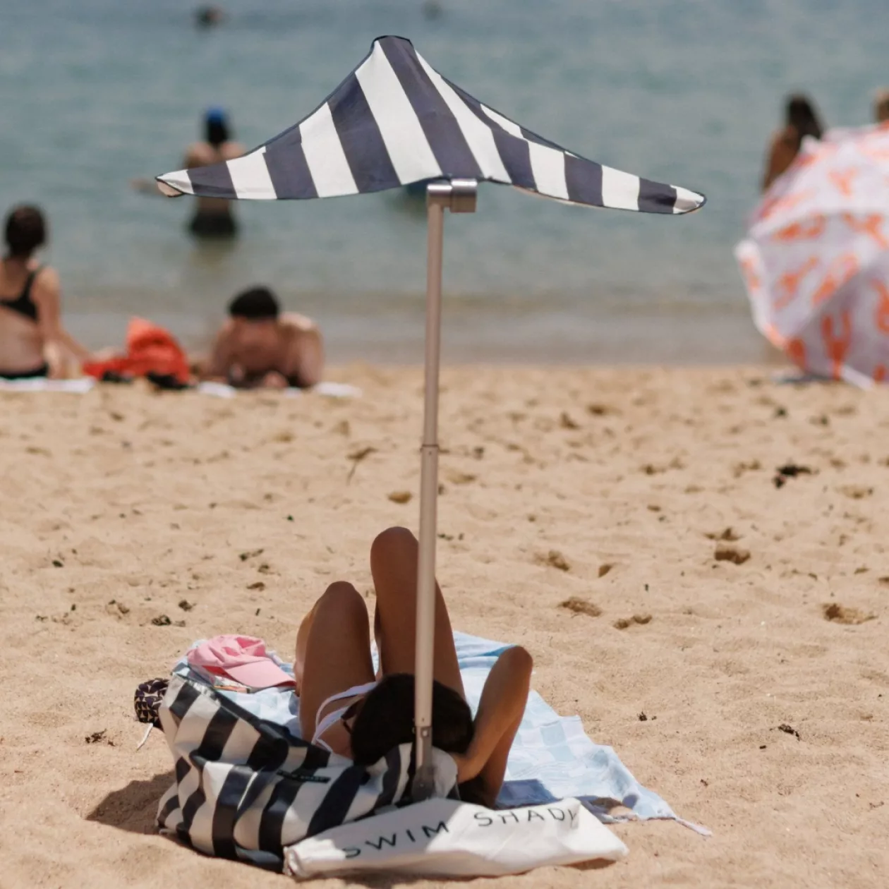 Swim Shady Fresh Portable Coastal Shade in Navy White 002