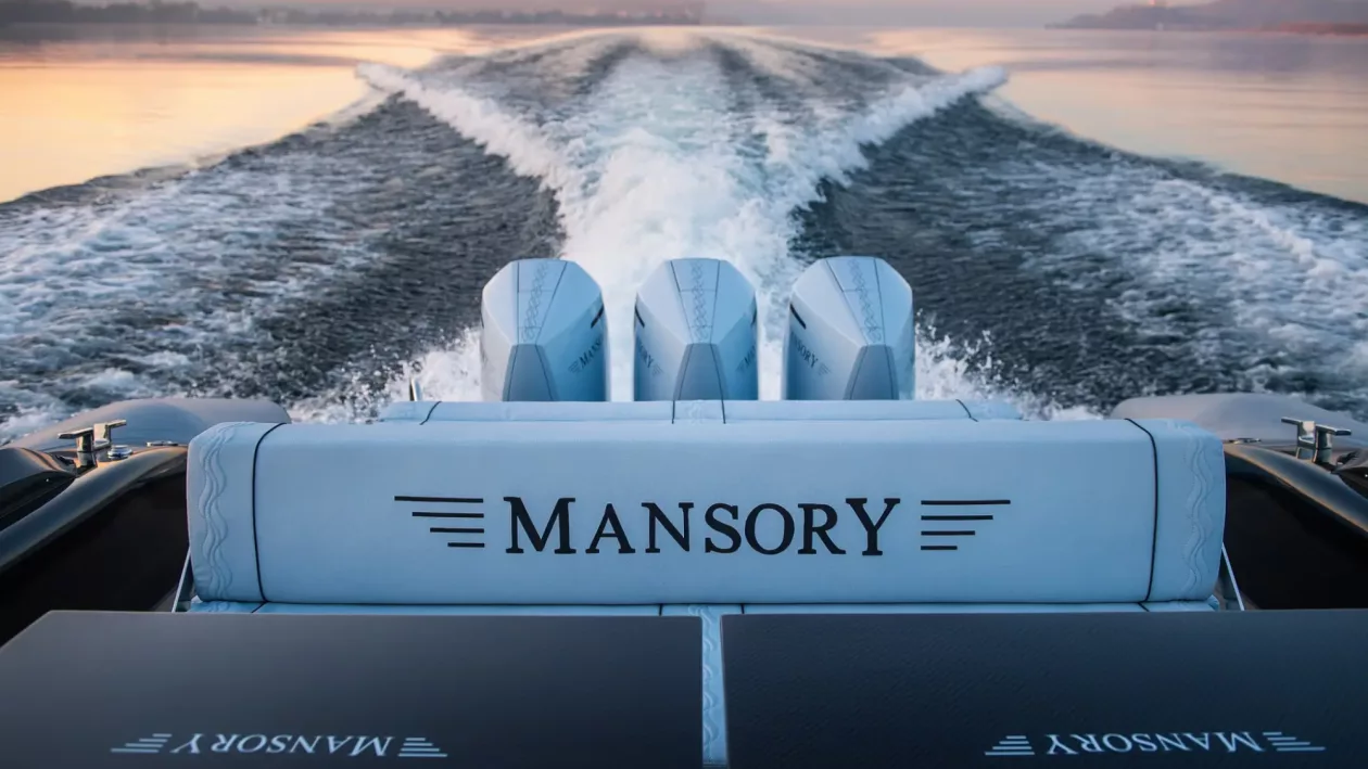 The PIRELLI 42 MANSORY High Octane Elegance on Water 05