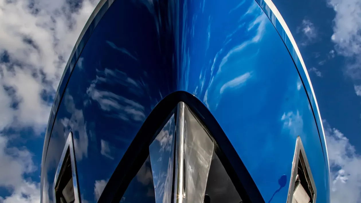 Baglietto SUI GENERIS The Deep Cobalt Jewel of the DOM133 Line 02