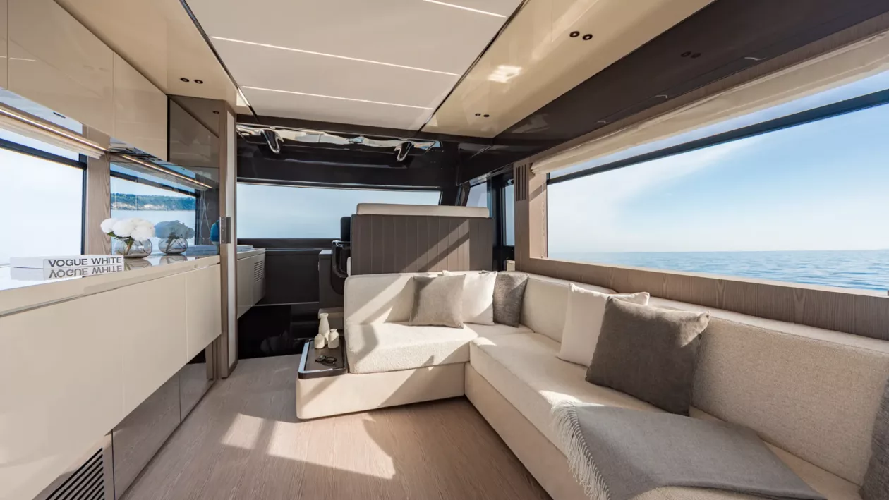 Invictus ST550 Italian Elegance Reimagined in Sea Bound Space 07