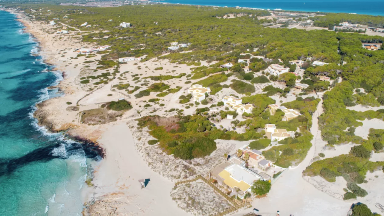 Dunas de Formentera An Ethereal Island Retreat in the Heart of the Mediterranean 01