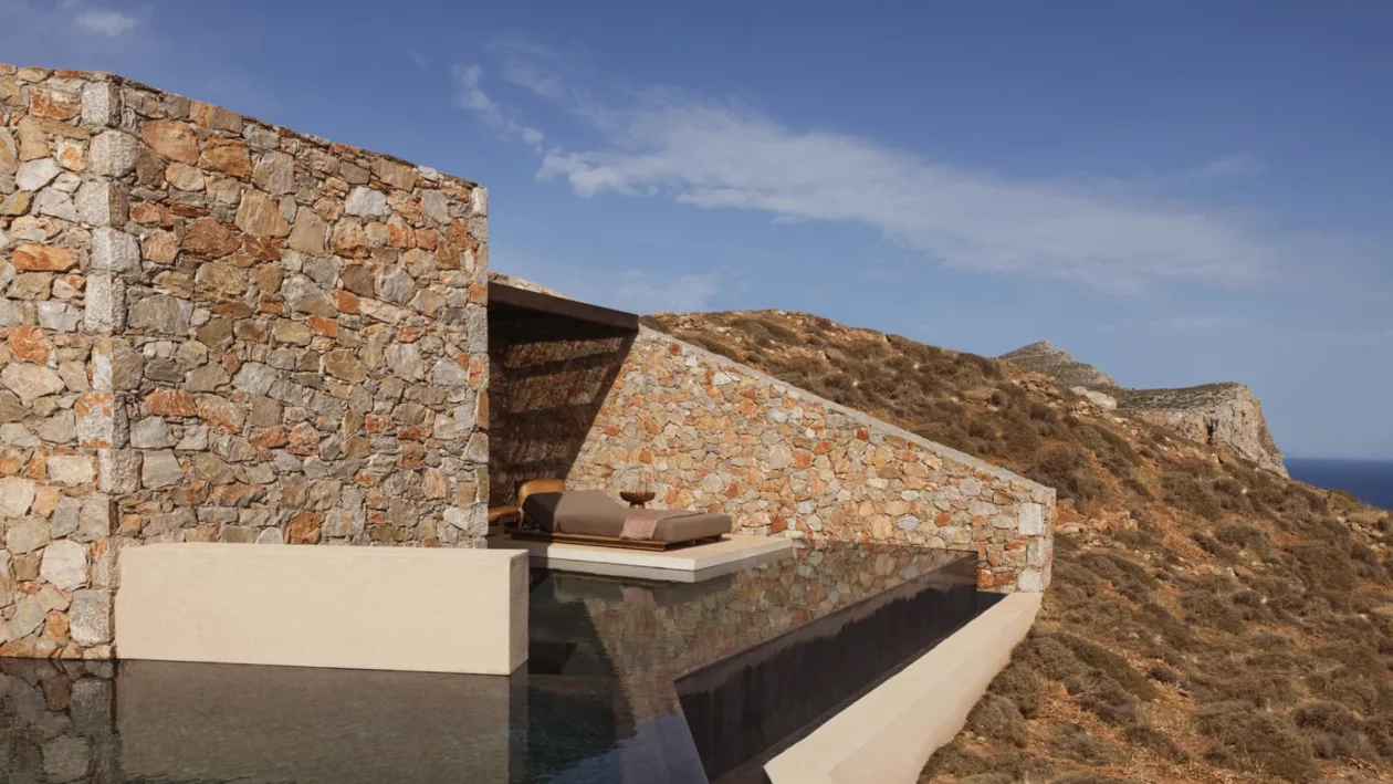 Gundari An Aegean Sanctuary of Sculptural Simplicity and Natural Grace 05