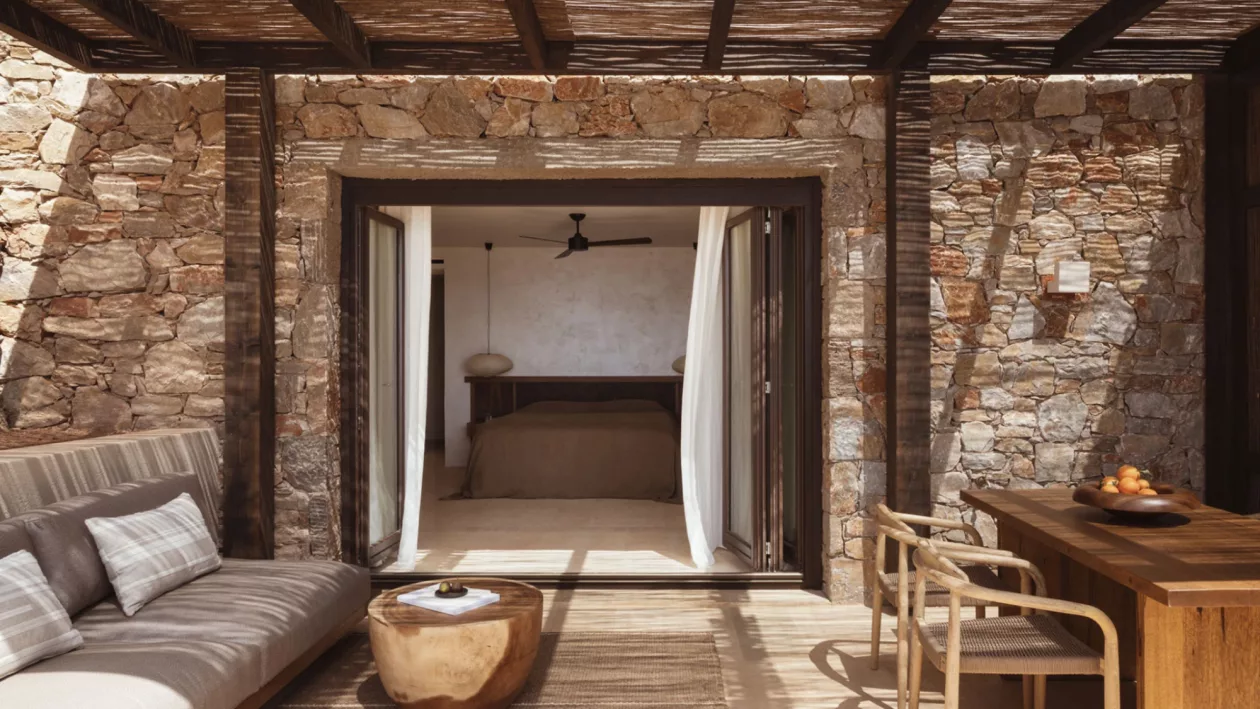 Gundari An Aegean Sanctuary of Sculptural Simplicity and Natural Grace 07