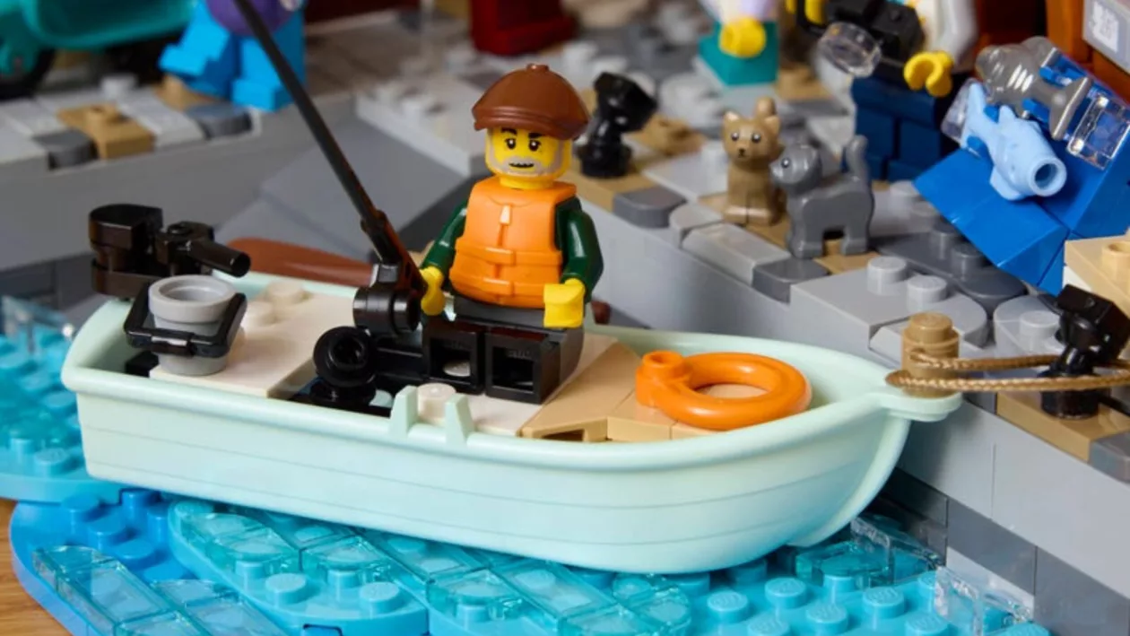 LEGO Ideas Italian Riviera A Coastal Masterpiece in Brick Form 03