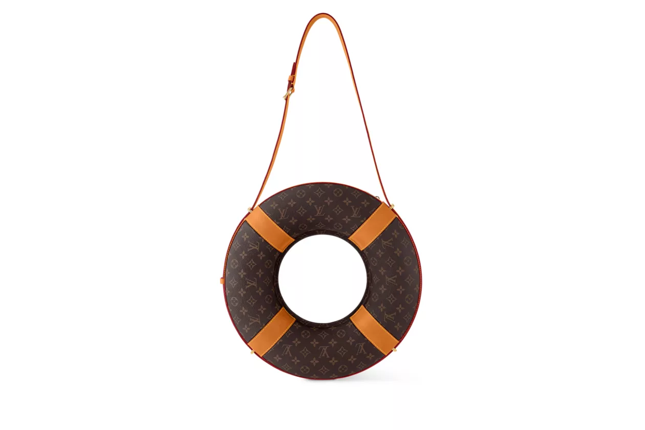 Louis vuitton lifebuoy bag 4