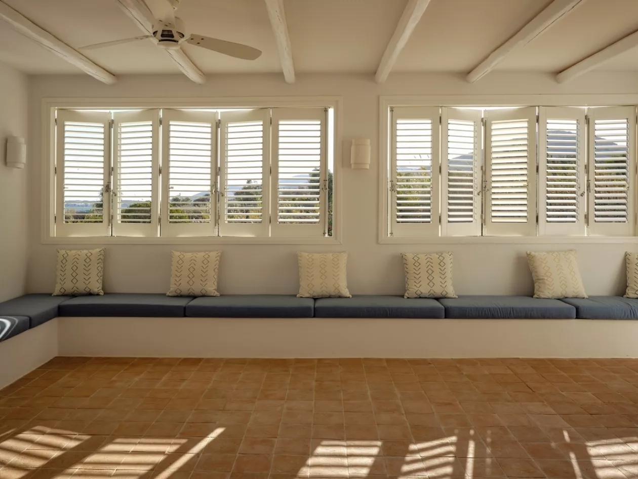 ARPs Agia Kyriaki Beach House A Cycladic Dialogue with the Sea 07