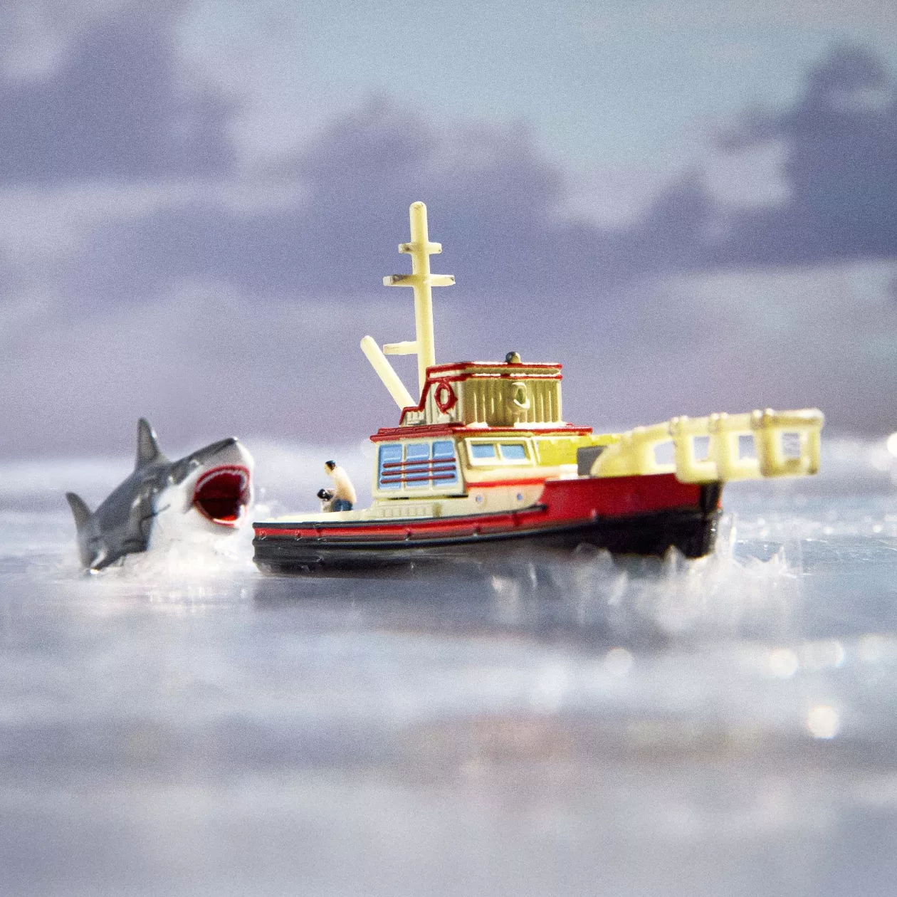 Hot Wheels x Jaws 50th Anniversary Collector Set A Legendary Encounter on Four Wheels 05