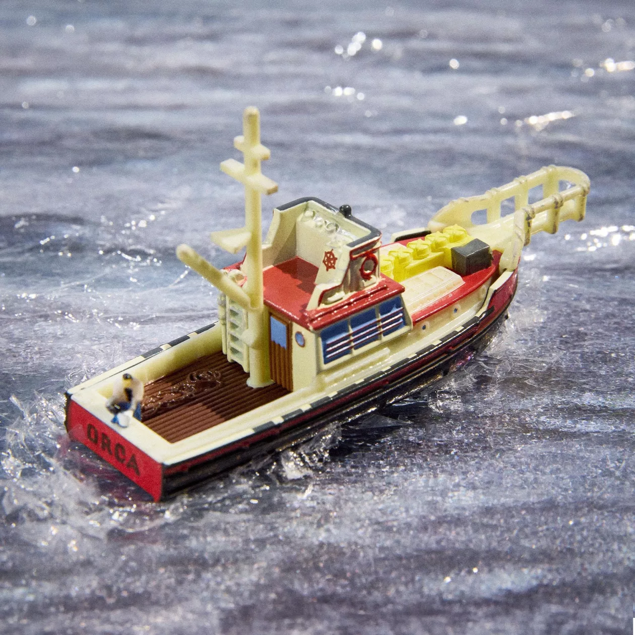 Hot Wheels x Jaws 50th Anniversary Collector Set A Legendary Encounter on Four Wheels 03
