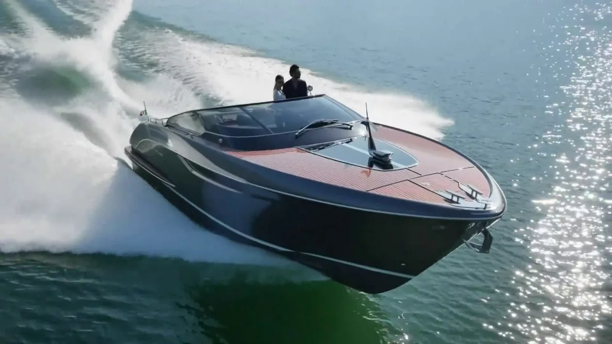 Timeless Elegance on the Water 04