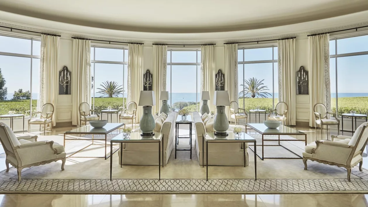 Four Seasons Grand Hôtel du Cap Ferrat Riviera Grandeur by the Sea 05