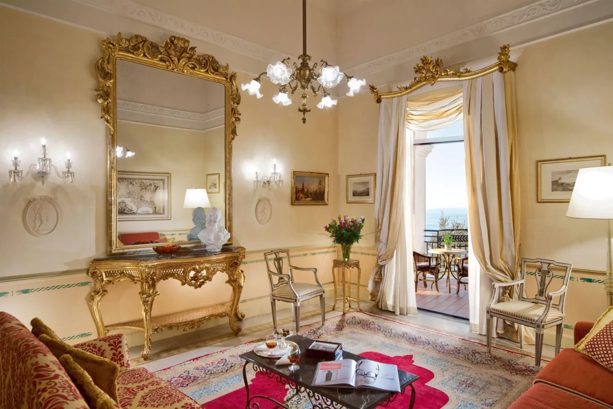 Grand Hotel Excelsior Vittoria Sorrentos Cliffside Icon of Elegance 05