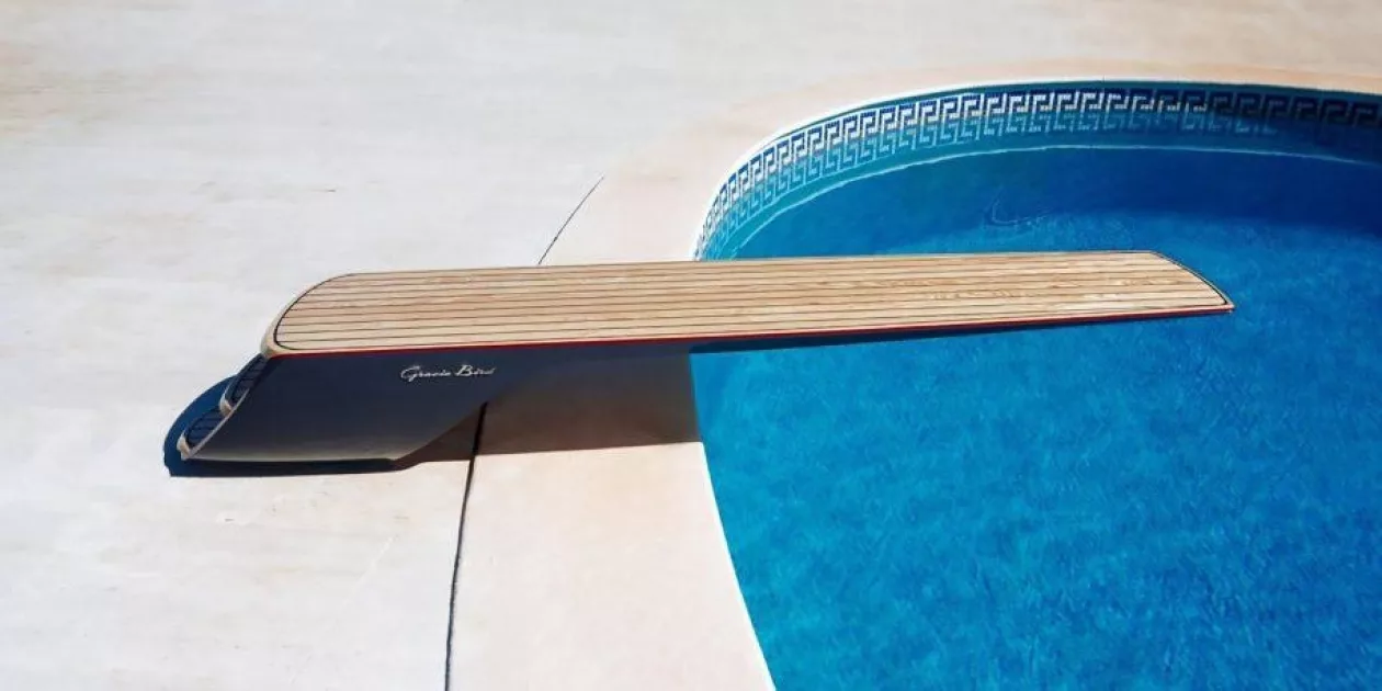 Gracie Bird Redefining Poolside Luxury with Molonos Carbon Fiber Diving Board 03