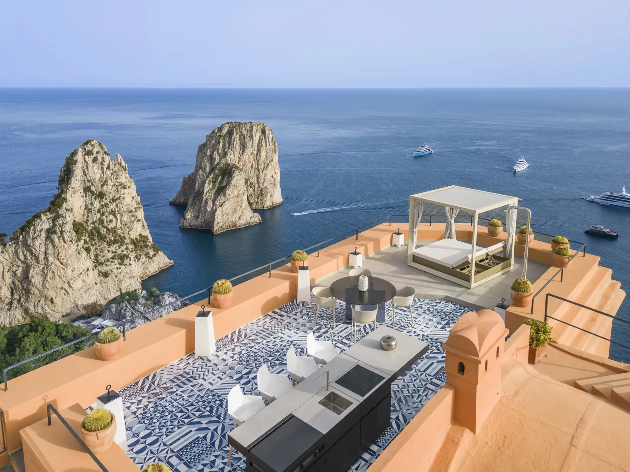 Hotel Punta Tragara Capris Iconic Cliffside Masterpiece 03