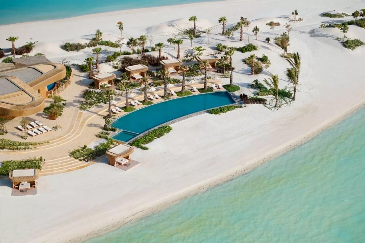 Nujuma A Ritz Carlton Reserve Desert Serenity Meets the Red Sea 02
