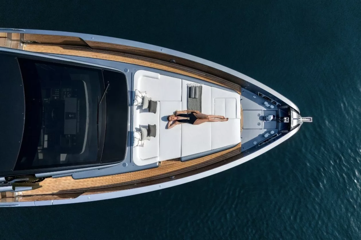 Pershing GTX70 Power Elegance and Open Air Freedom 05
