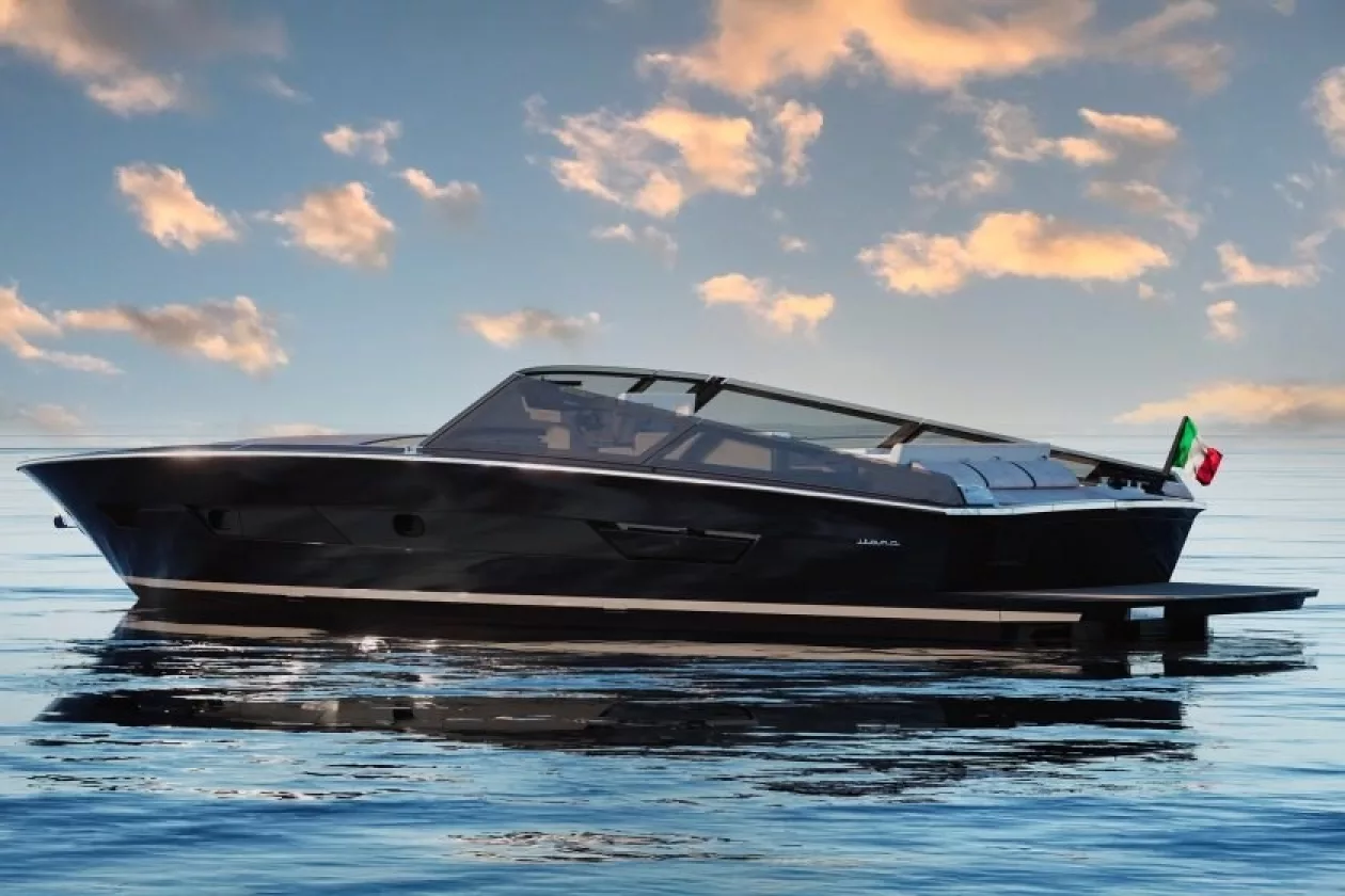 Itama 54 Pure Open Air Italian Yachting 02