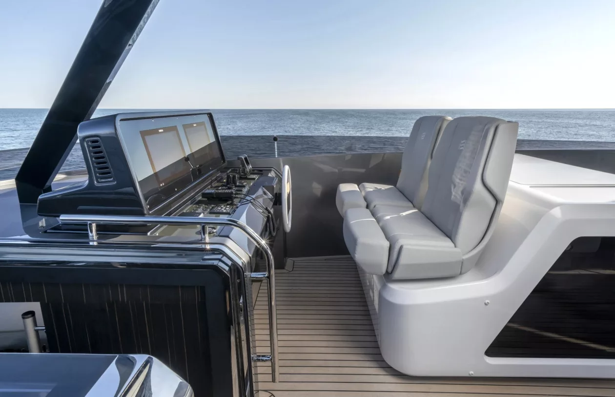 Ferretti Yachts 940 Grandeur Redefined on the Open Sea 07