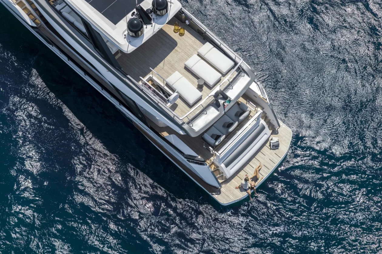 Ferretti Yachts 940 Grandeur Redefined on the Open Sea 04