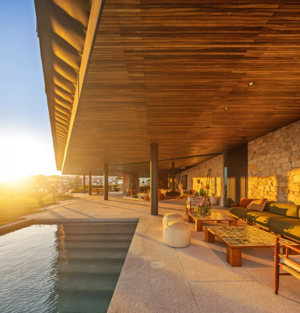 Casa Tejo Modern Living on the Water 05