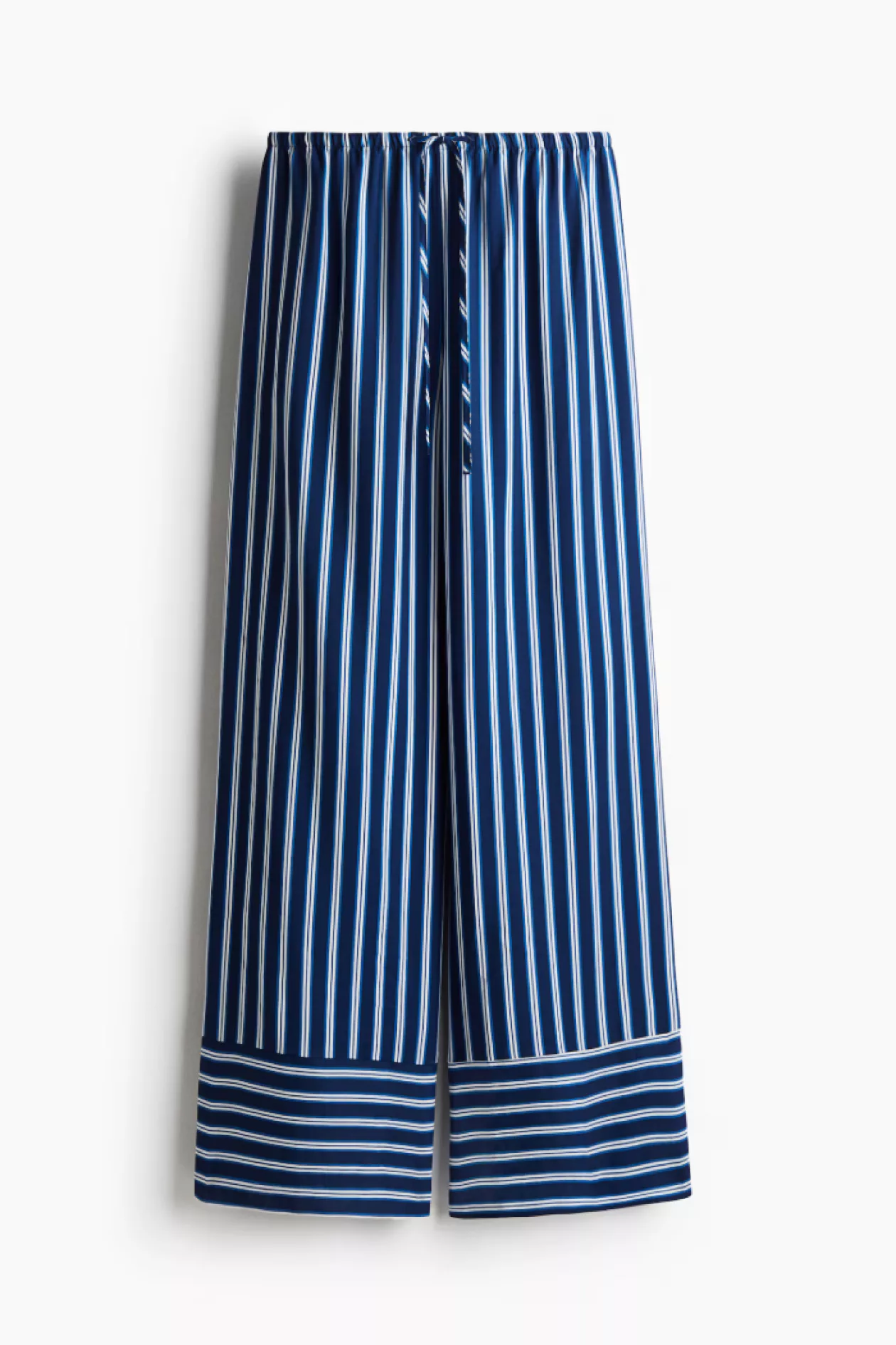 Modern Summer Essentials from HM 04