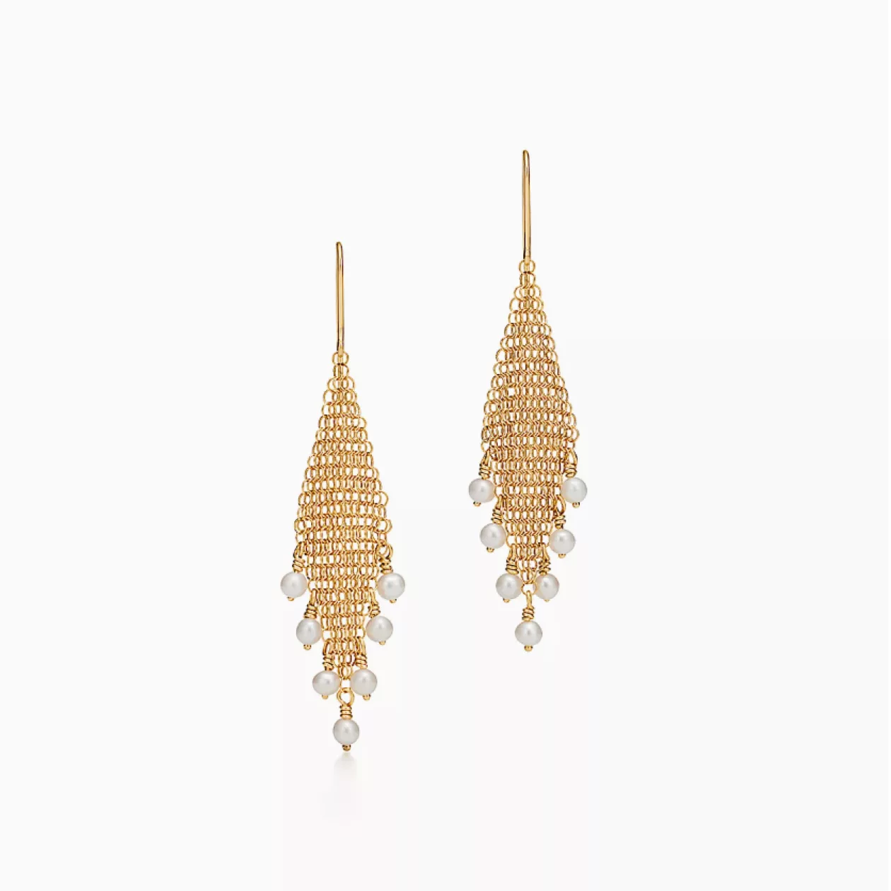 Mykonos Glow Coastal Elegance in Gold and Linen 07