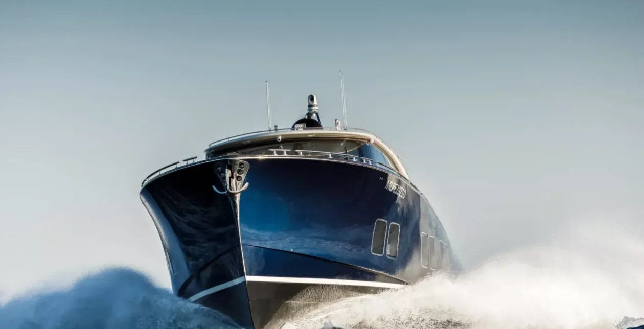 Zeelander 7 A Serene Powerhouse on the Water 07