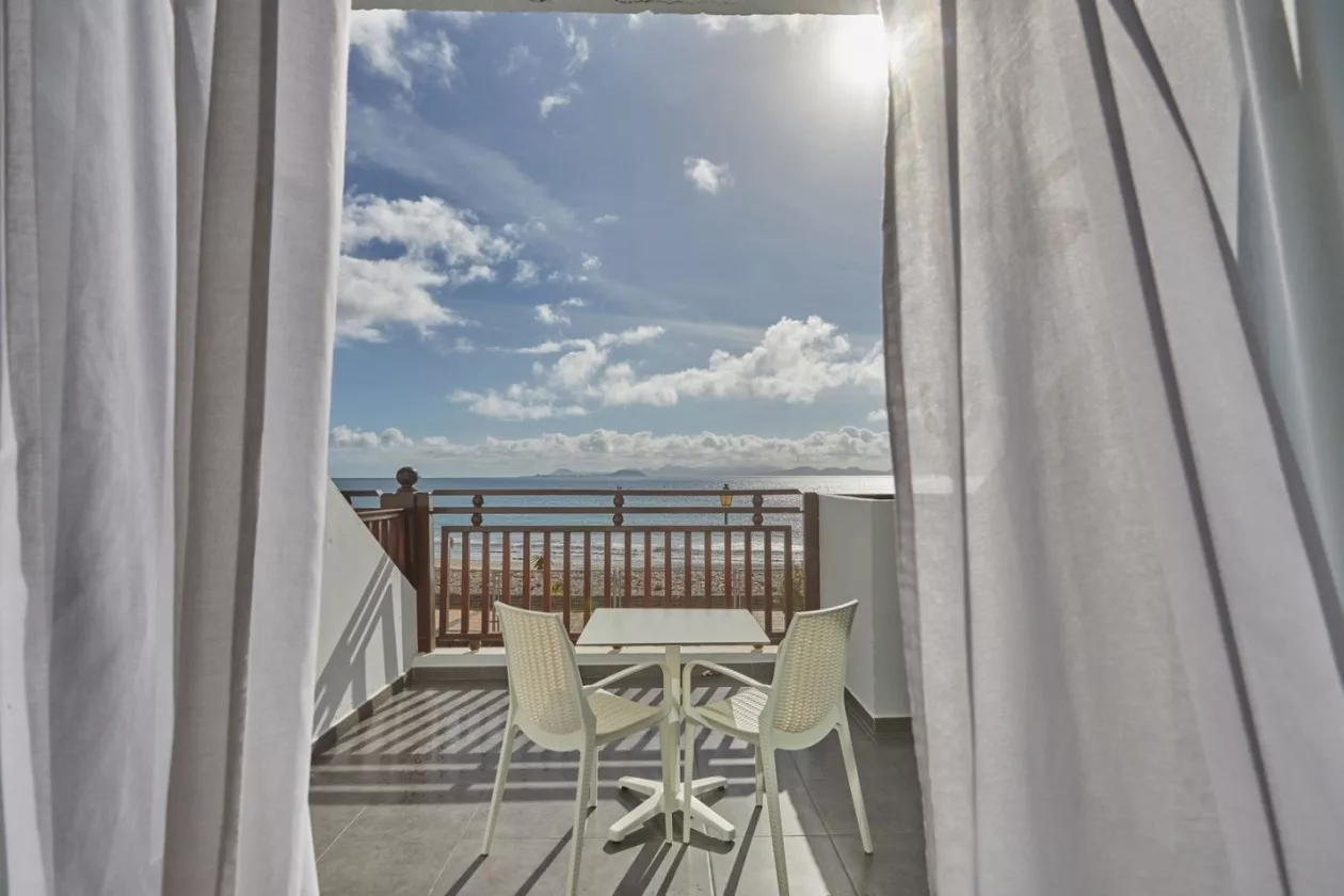 Sandos Papagayo 24 Hour All Inclusive with Coastal Charm 03