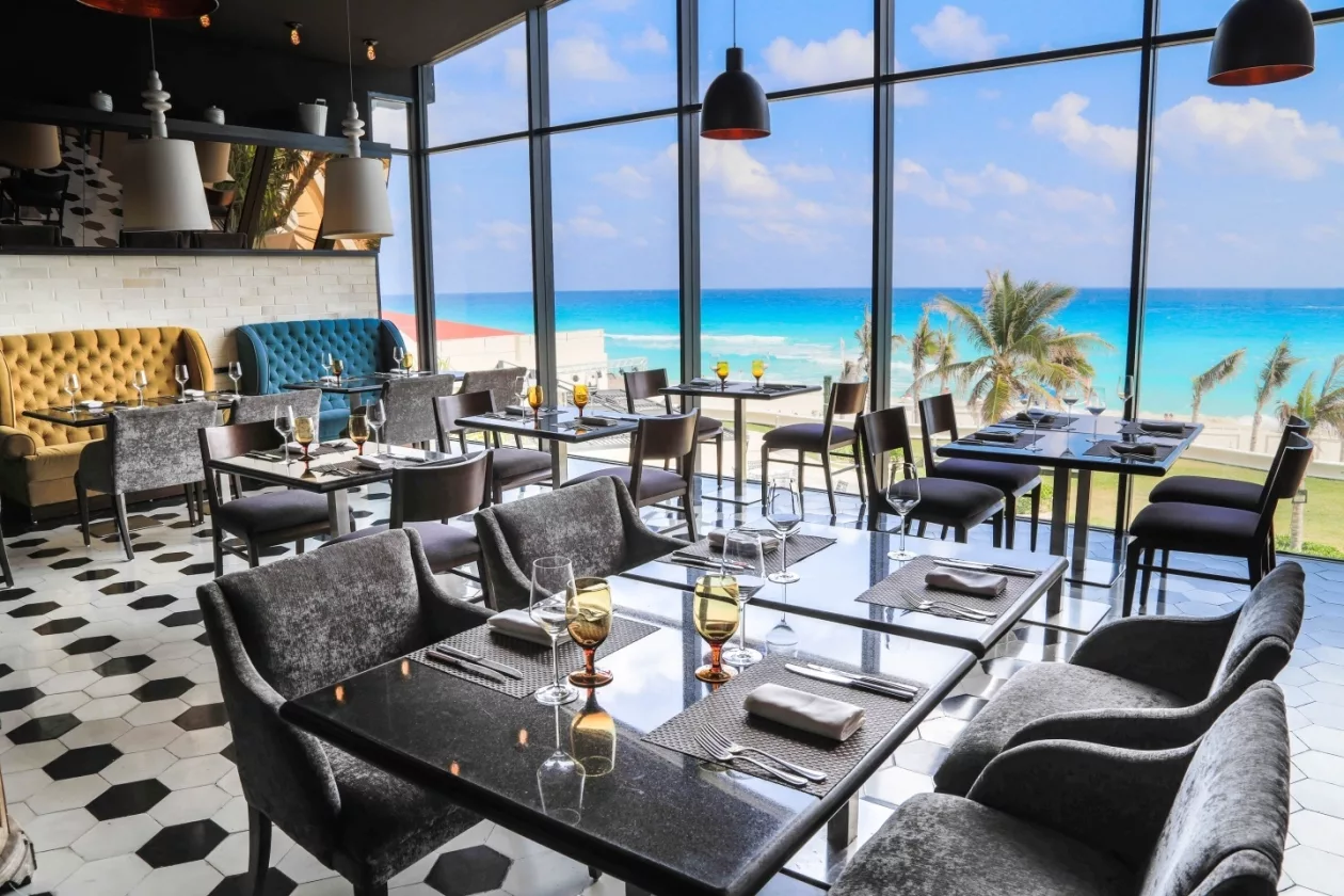 Sandos Cancun Beachfront Escape with All Inclusive Luxury 04
