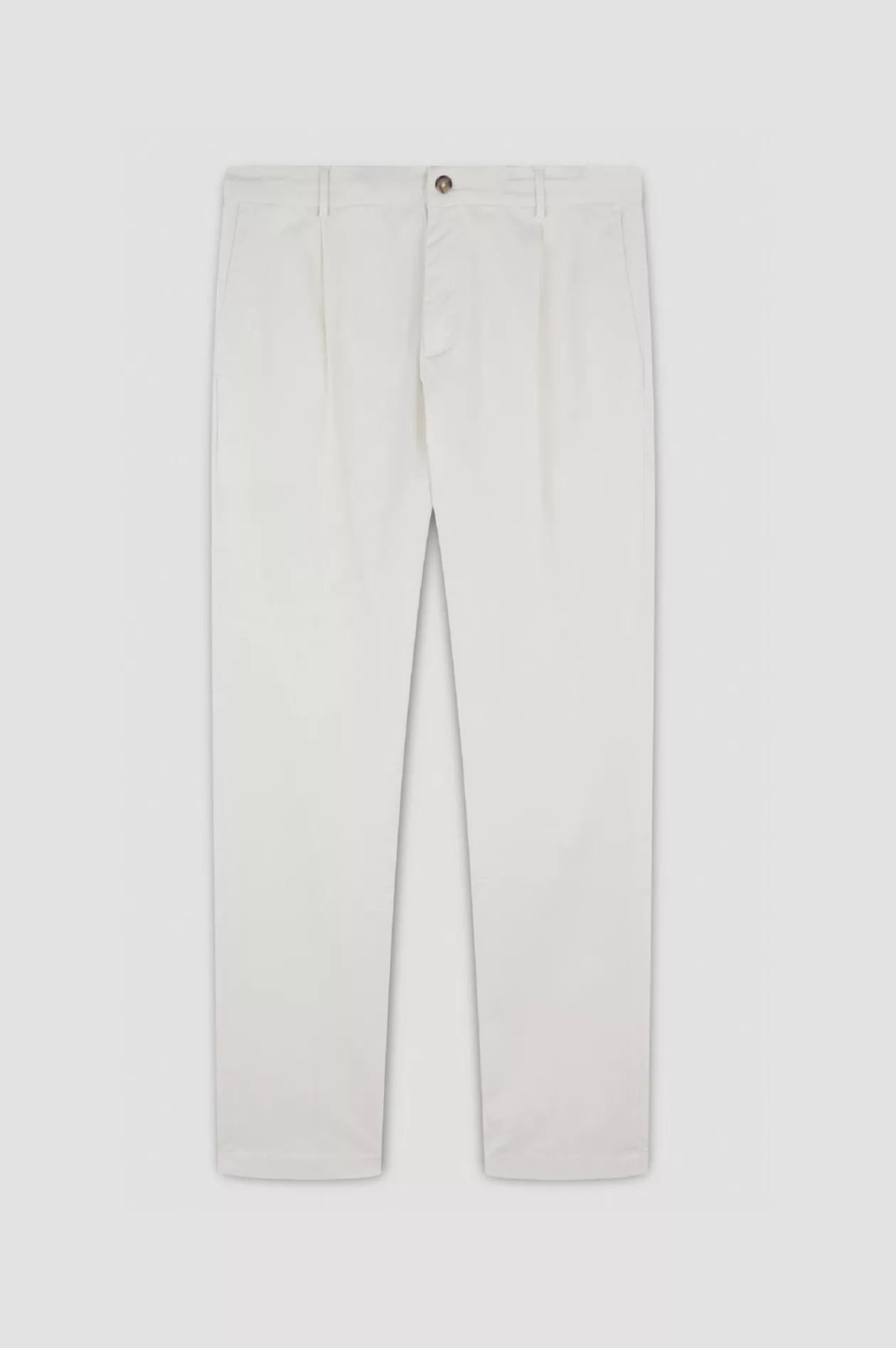 Coastal Smart Casual with Nautical Influence 01