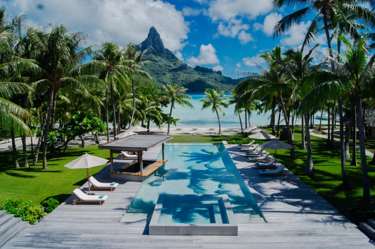 Noam Bora Bora Private Waterfront Sanctuary 10