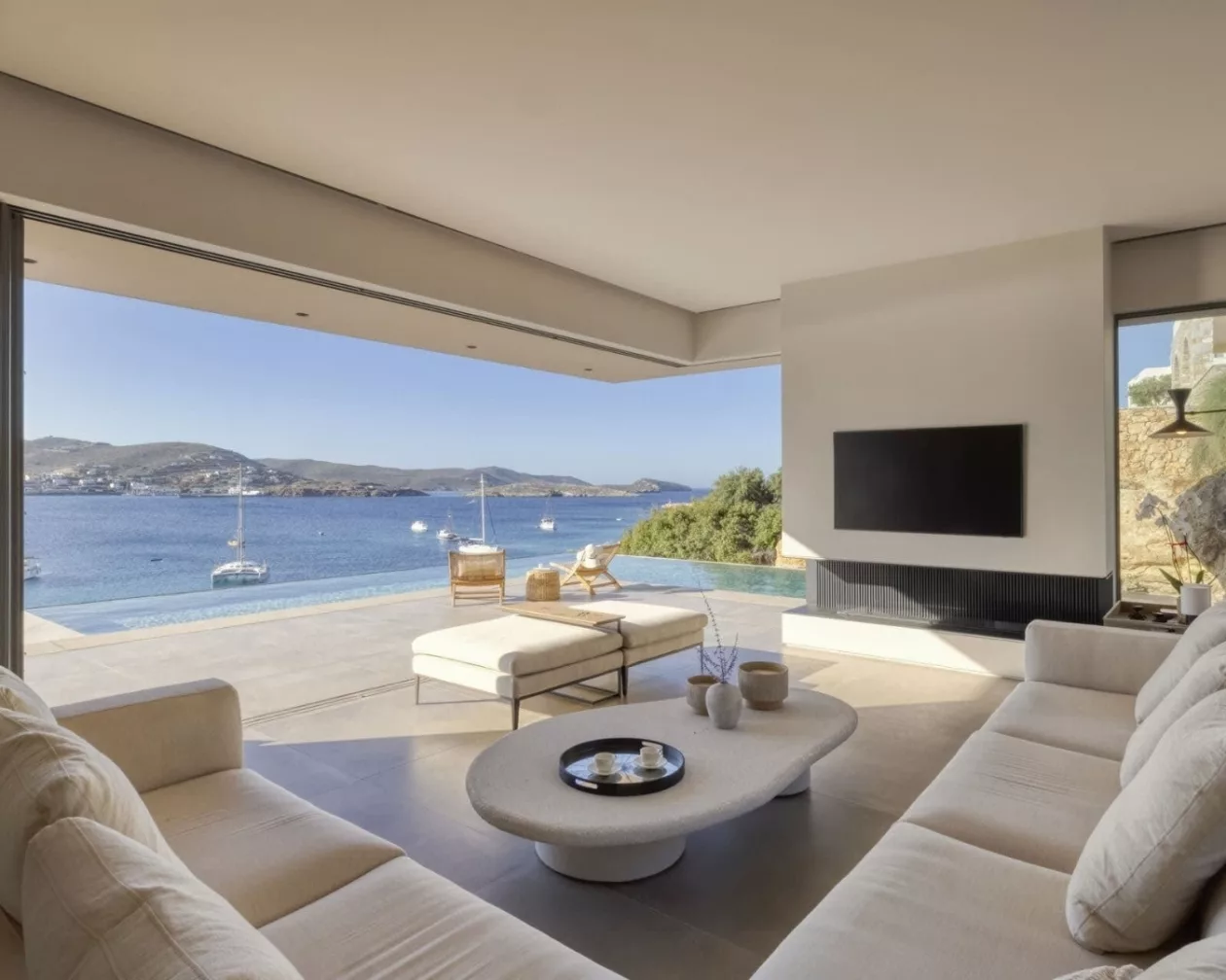 Villa Oktana Contemporary Seafront Living in Syros 03