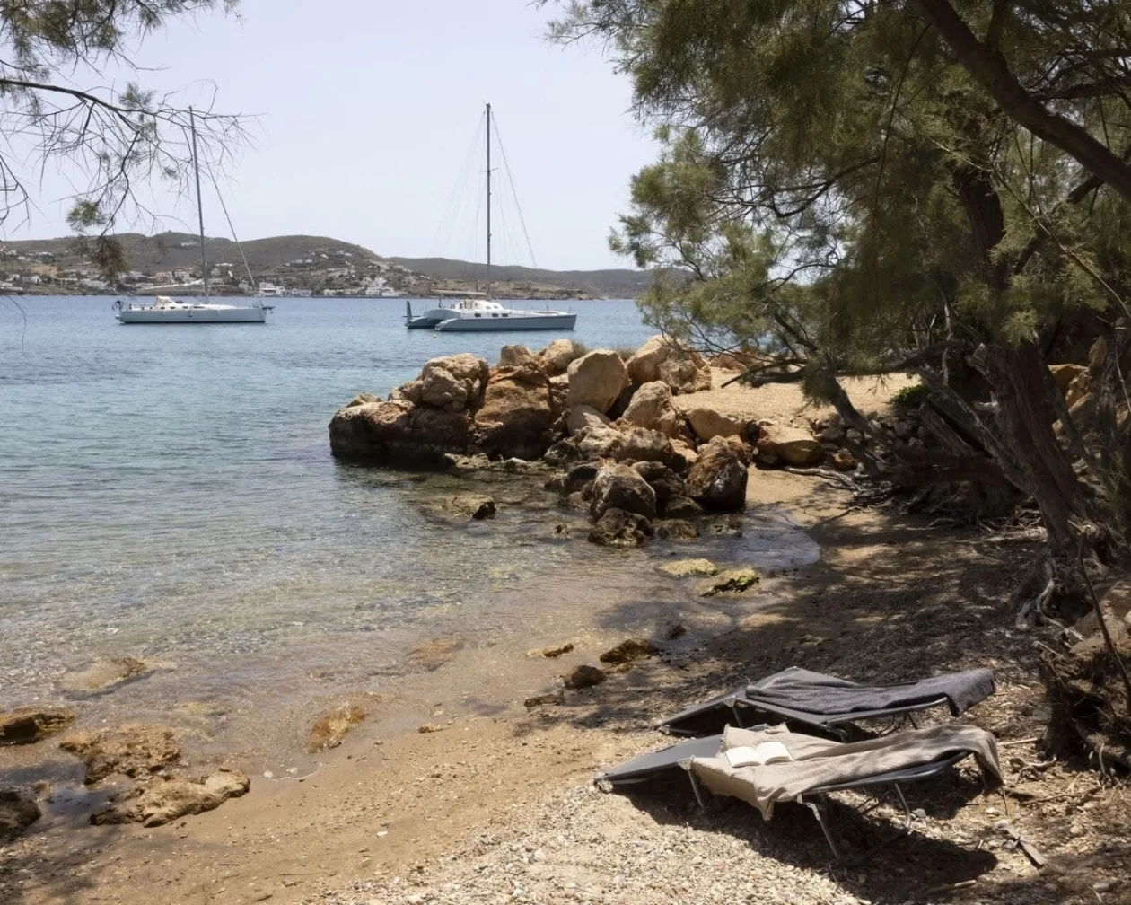 Villa Oktana Contemporary Seafront Living in Syros 07