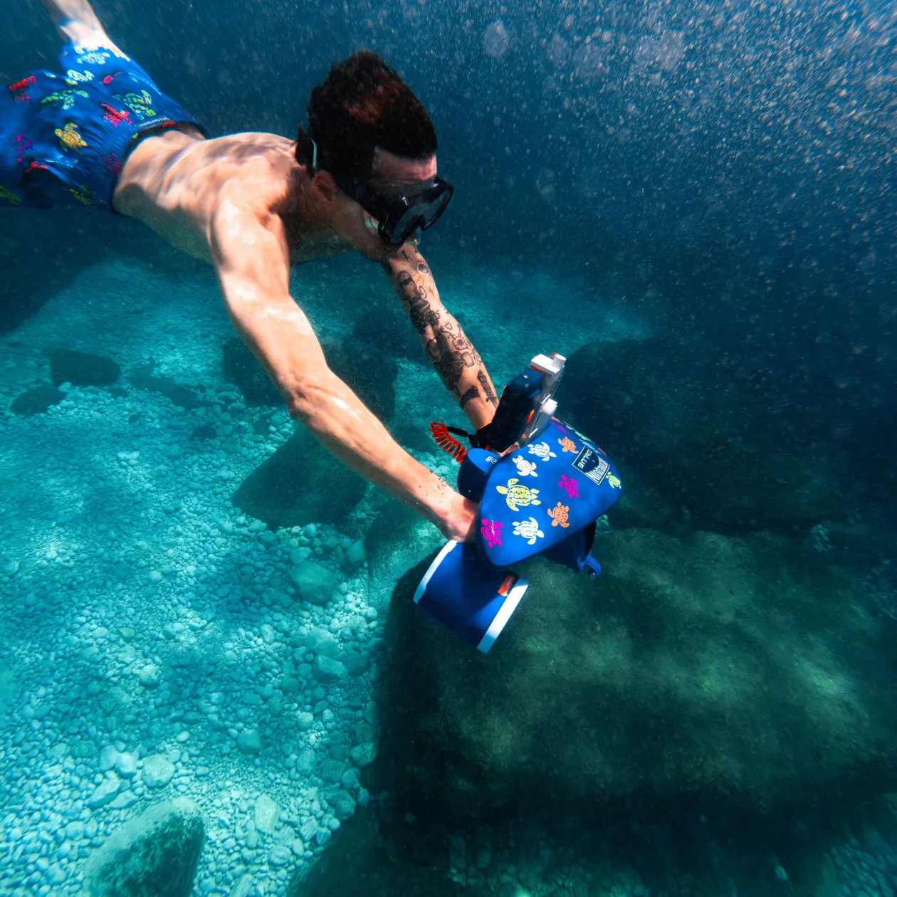 Vilebrequin x Sublue Underwater MIX PRO Scooter 01