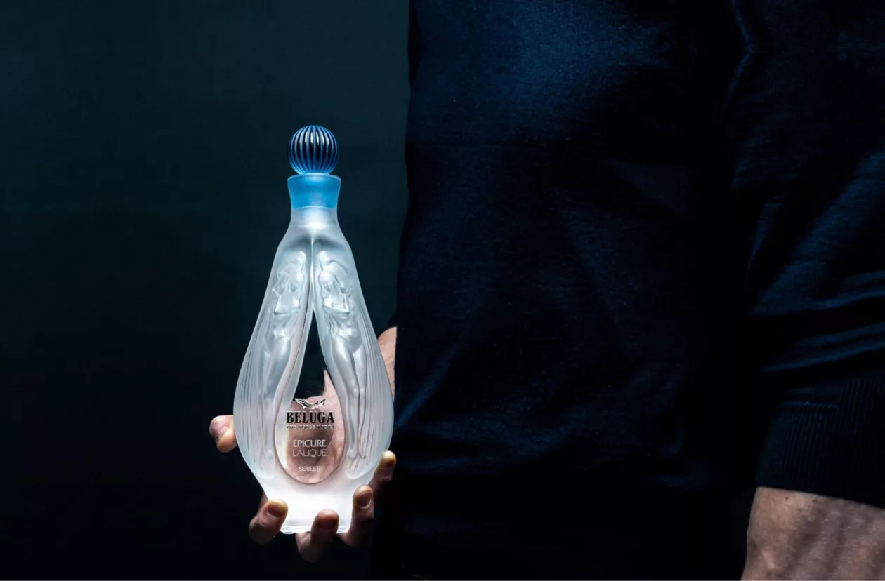 Beluga Epicure Series II by Lalique 01