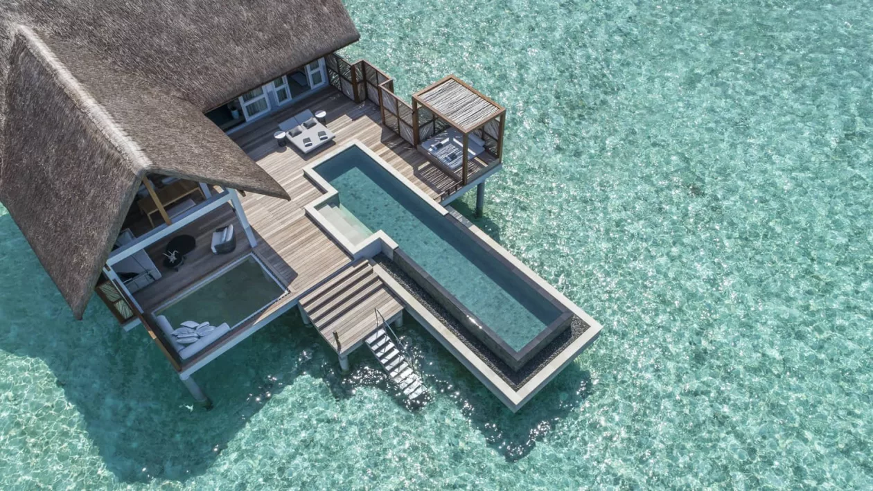 Four Seasons Resort Maldives at Landaa Giraavaru Luxury in Baa Atoll 07