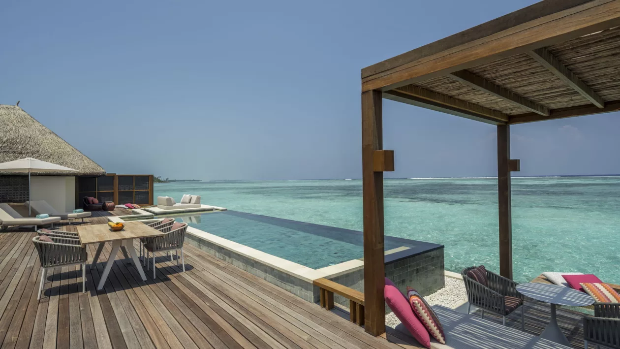 Four Seasons Resort Maldives at Kuda Huraa North Malé Atoll 08