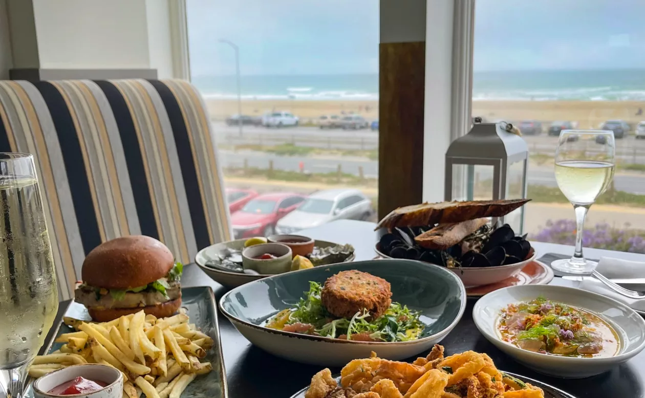 Oceanfront Dining at Beach Chalet San Francisco USA 09