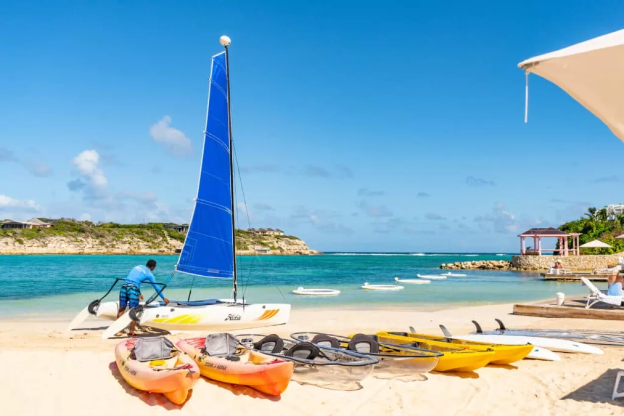 Hammock Cove Antigua Private Luxury by the Caribbean Sea 04