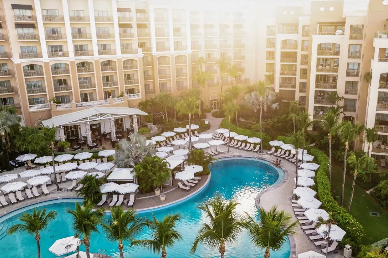 The Ritz Carlton Grand Cayman Island Luxury on Seven Mile Beach 03