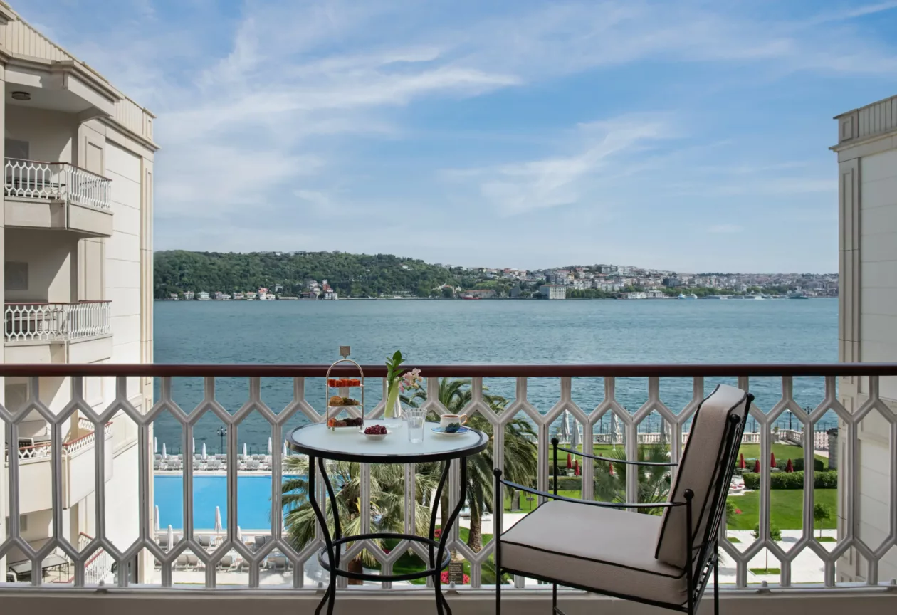 Regal Waterfront Luxury at Çırağan Palace Kempinski Istanbul 10