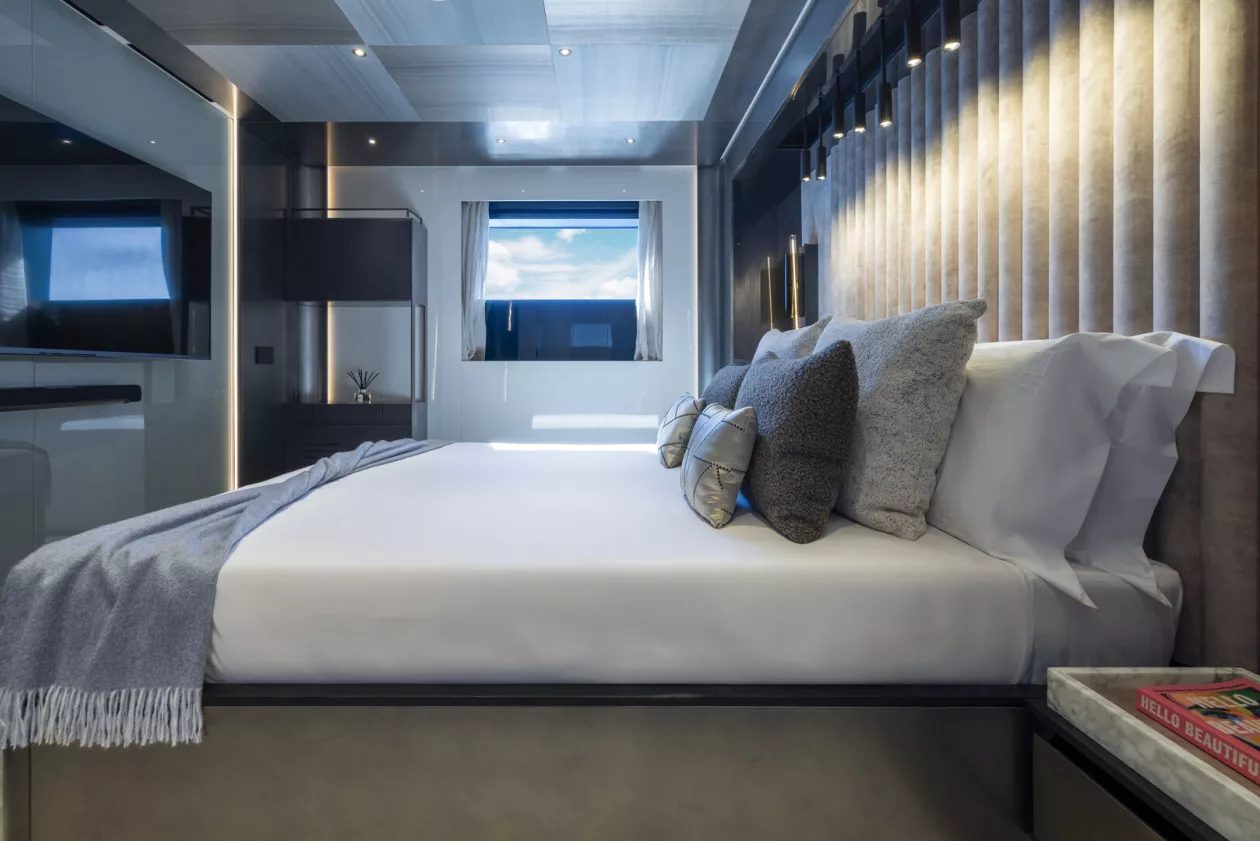 Big Naan Power and Precision on the Water 05