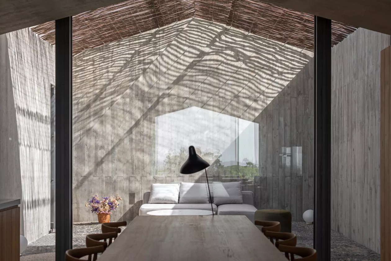 Pa te os Contemporary Calm on Portugals Coast 03