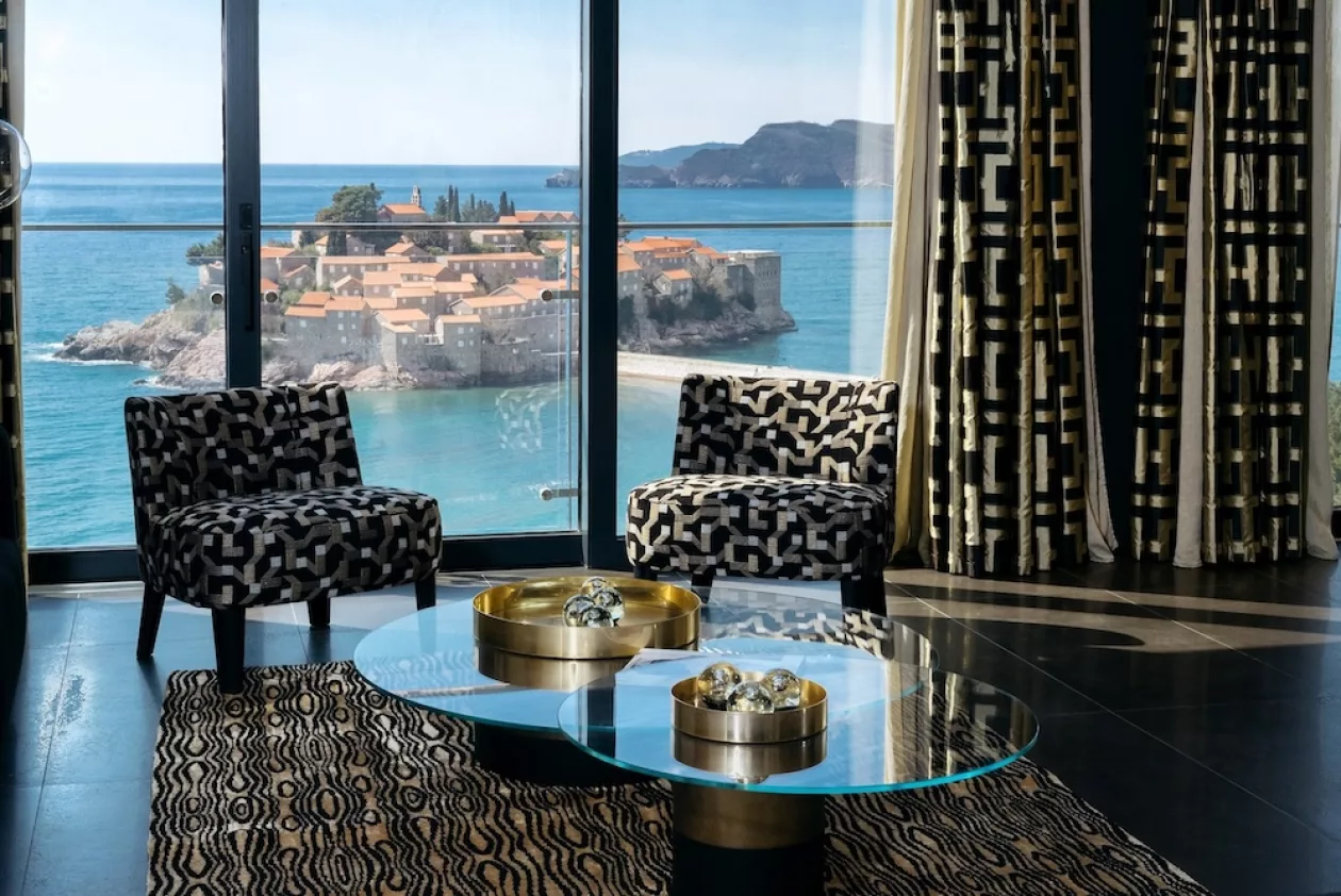 Villa Geba MICHELIN Key Boutique Hotel with Sveti Stefan Views 05