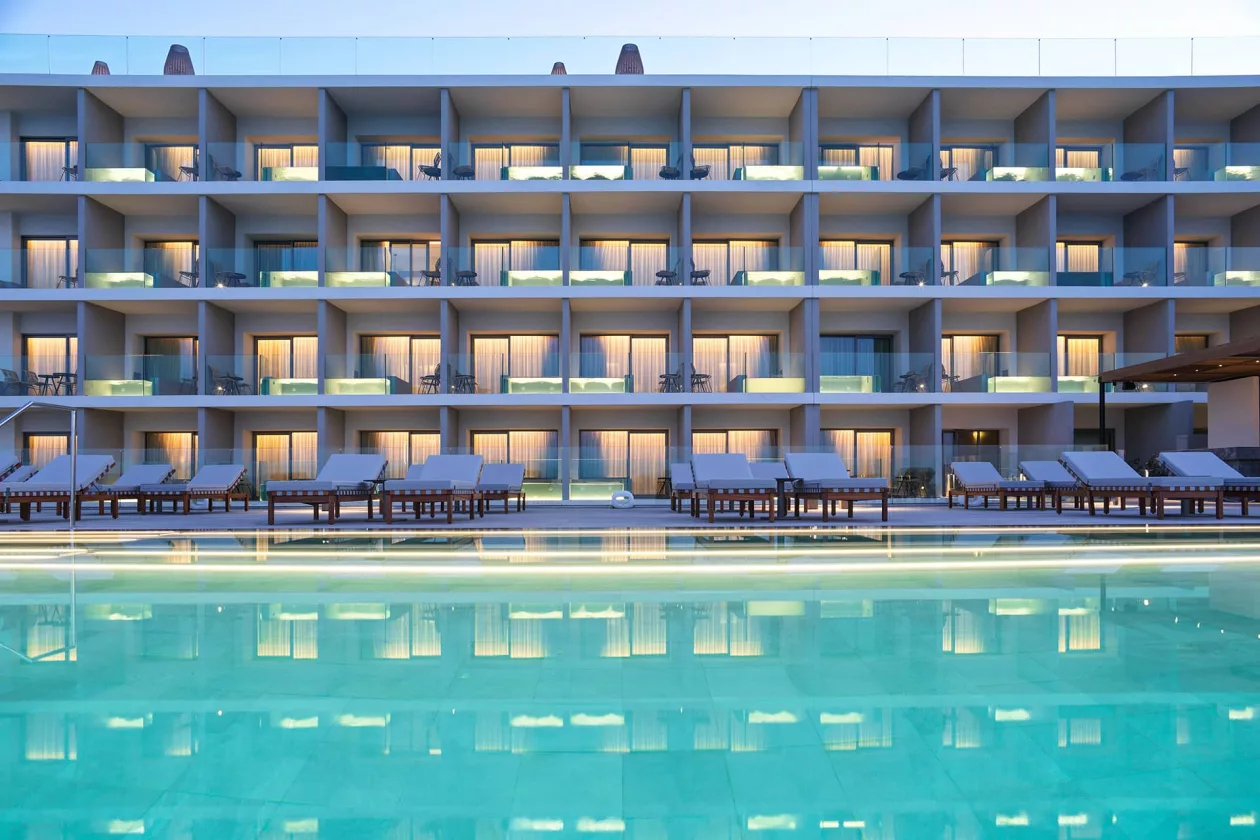 NIKO Seaside Resort 01