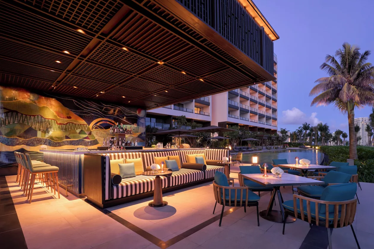 Inter Continental Halong Bay Resort 0010